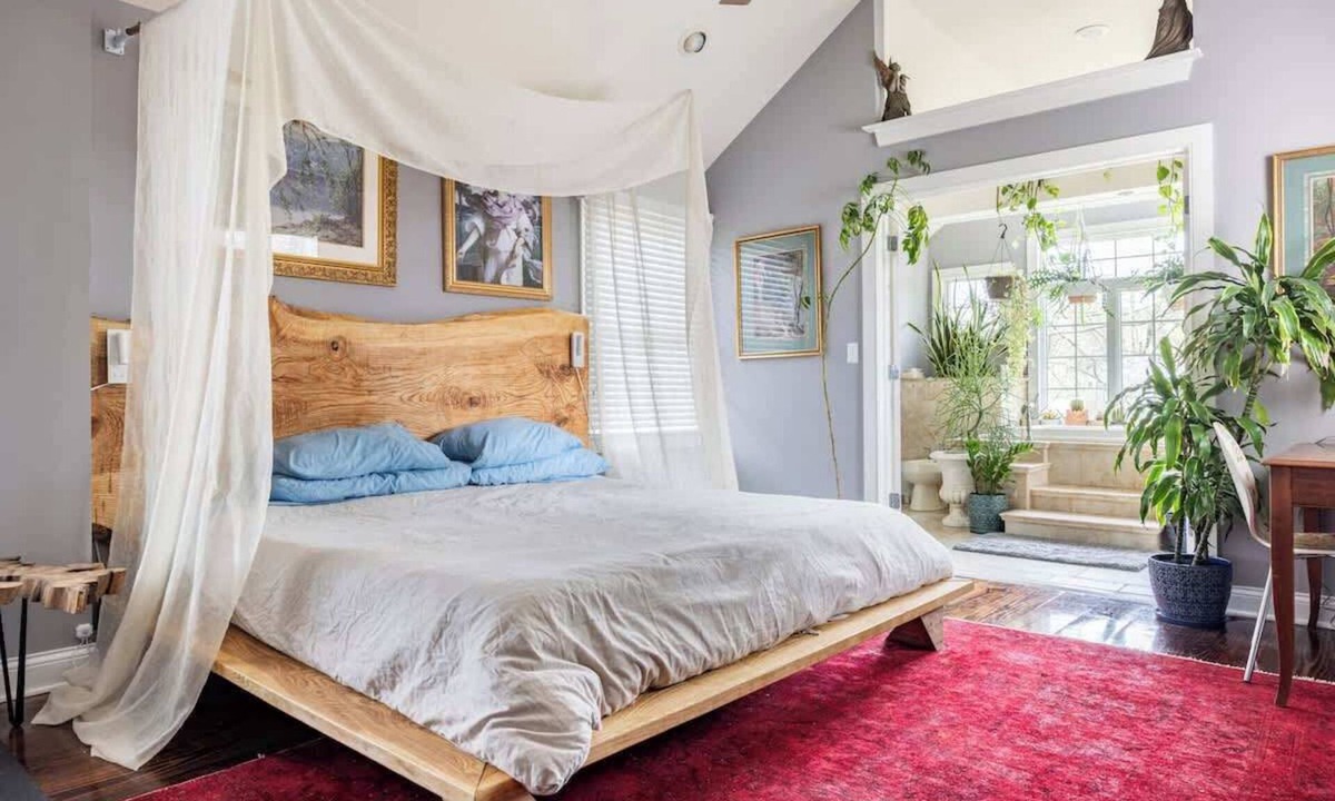 Lambertville House | Unique Luxury Central Historic Landmark Home