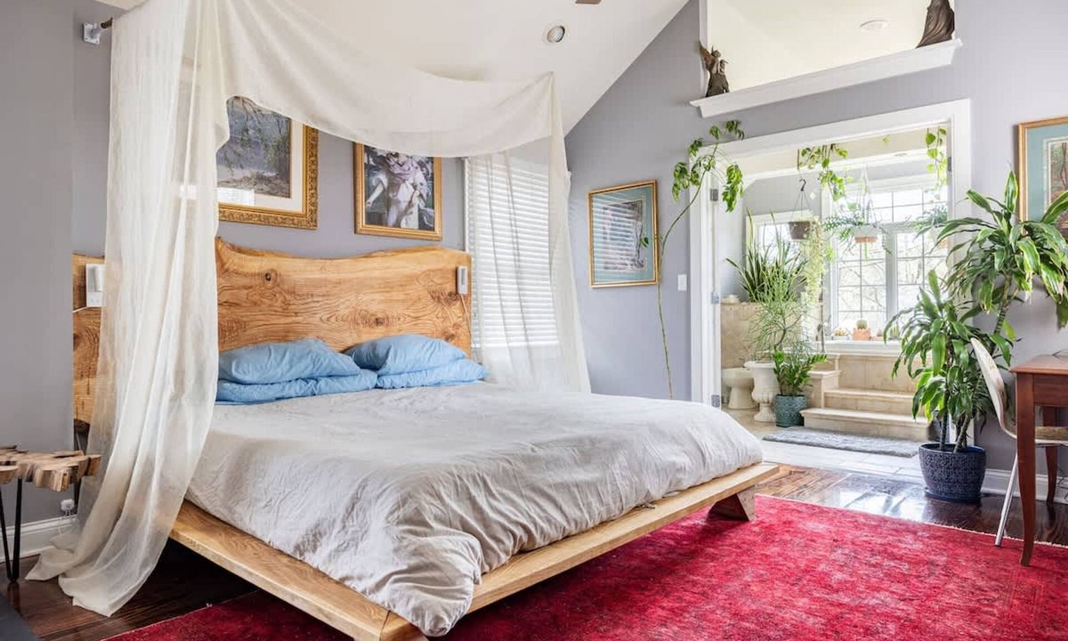 Lambertville House | Unique Luxury Central Historic Landmark Home