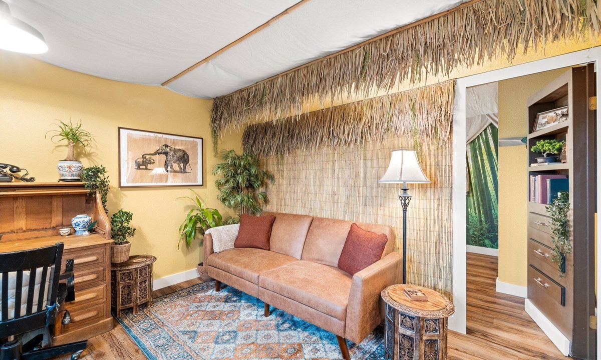 West Linn House | Unique Oasis + Escape Room