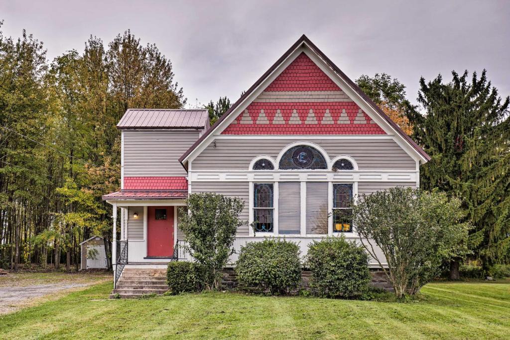 Ovid Apartment | Unique Ovid Apt w/Grill on Cayuga Wine Trail!