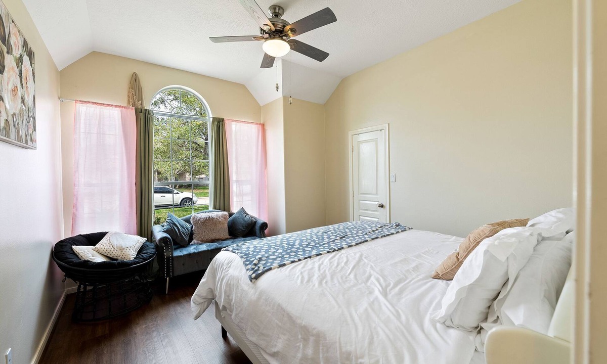 Sydney Harbour House | Unique Restful 3BR @Waterview