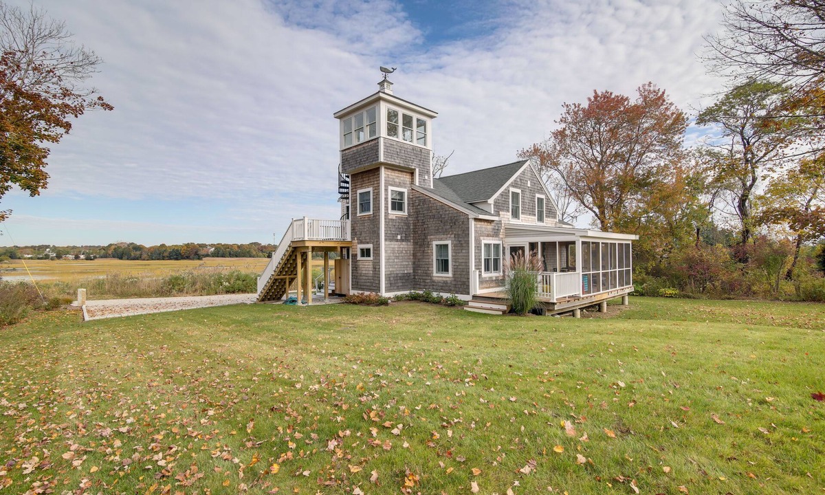 Greenbush House | Unique Scituate Vacation Rental on Herring River!