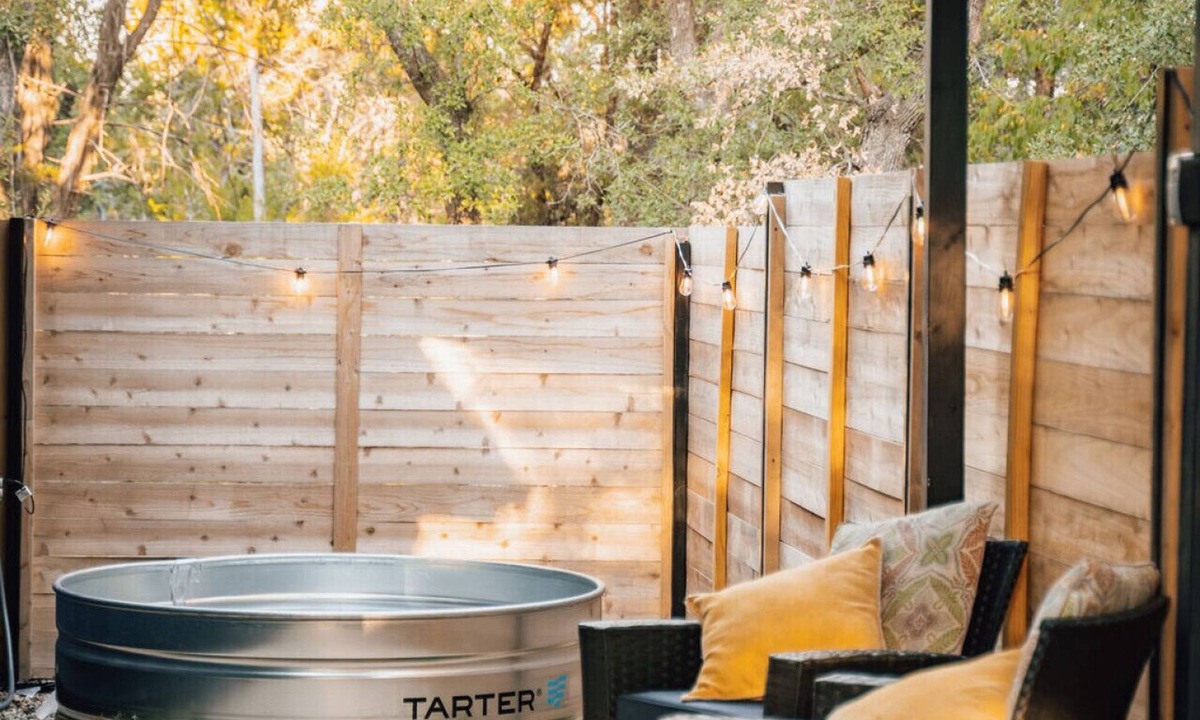 Driftwood House | Unique Shipping Container |Cowboy Pool & Hot Tub
