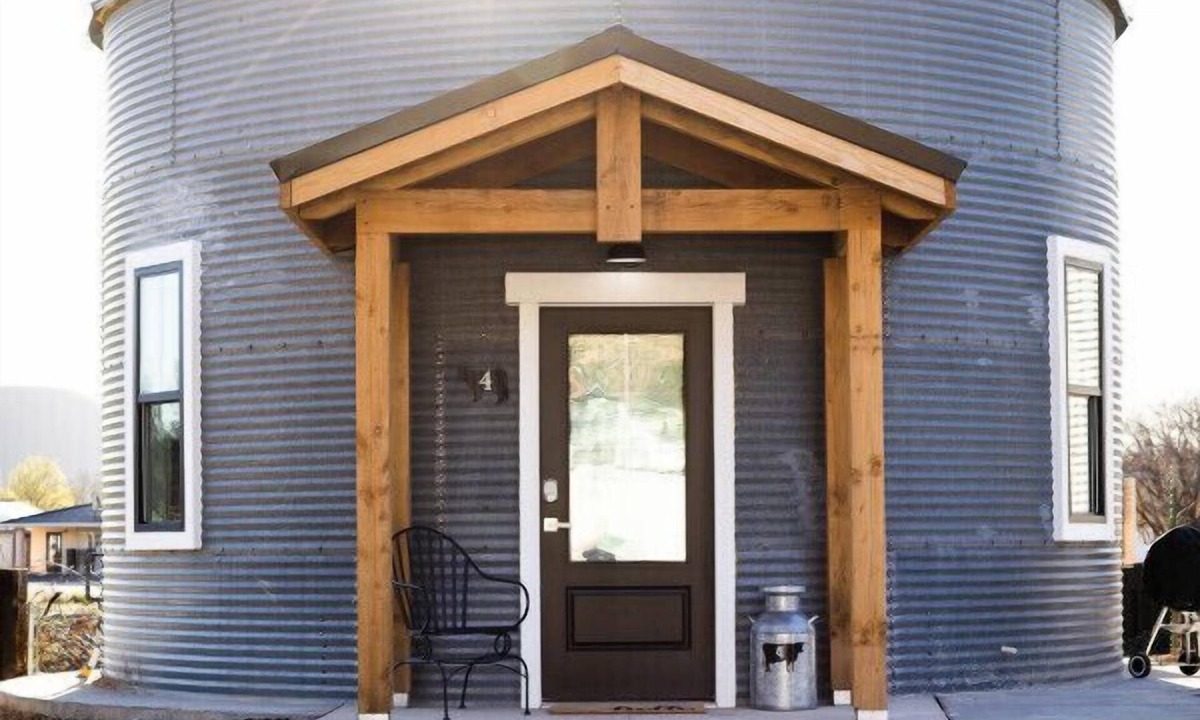 La Verkin Cabin | Unique Silo Stay | Honeymoon Suite with Soaker Tub | Sleeps 4
