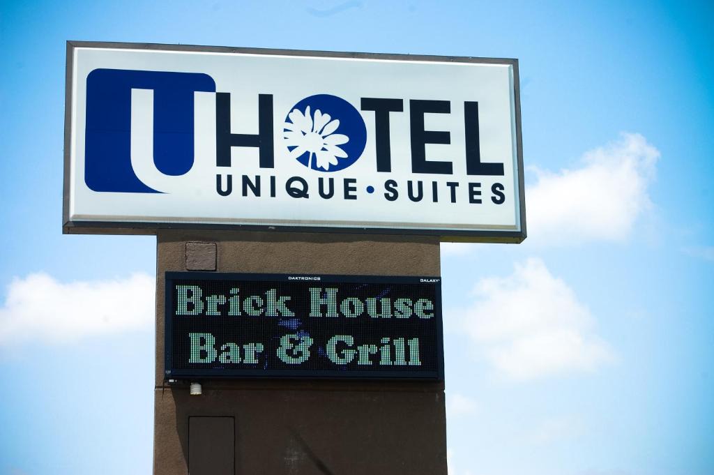 Charleston Hotel | Unique Suites Hotel