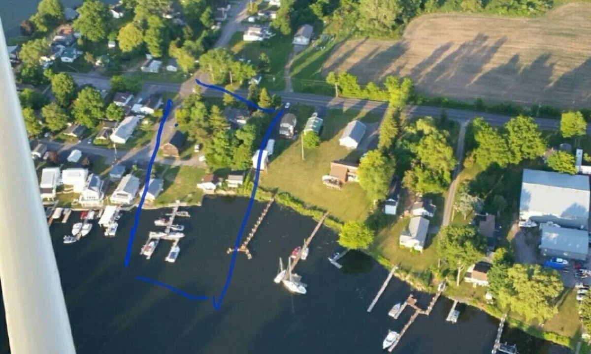 Kent Cottage | Unique Water front cottage for rent