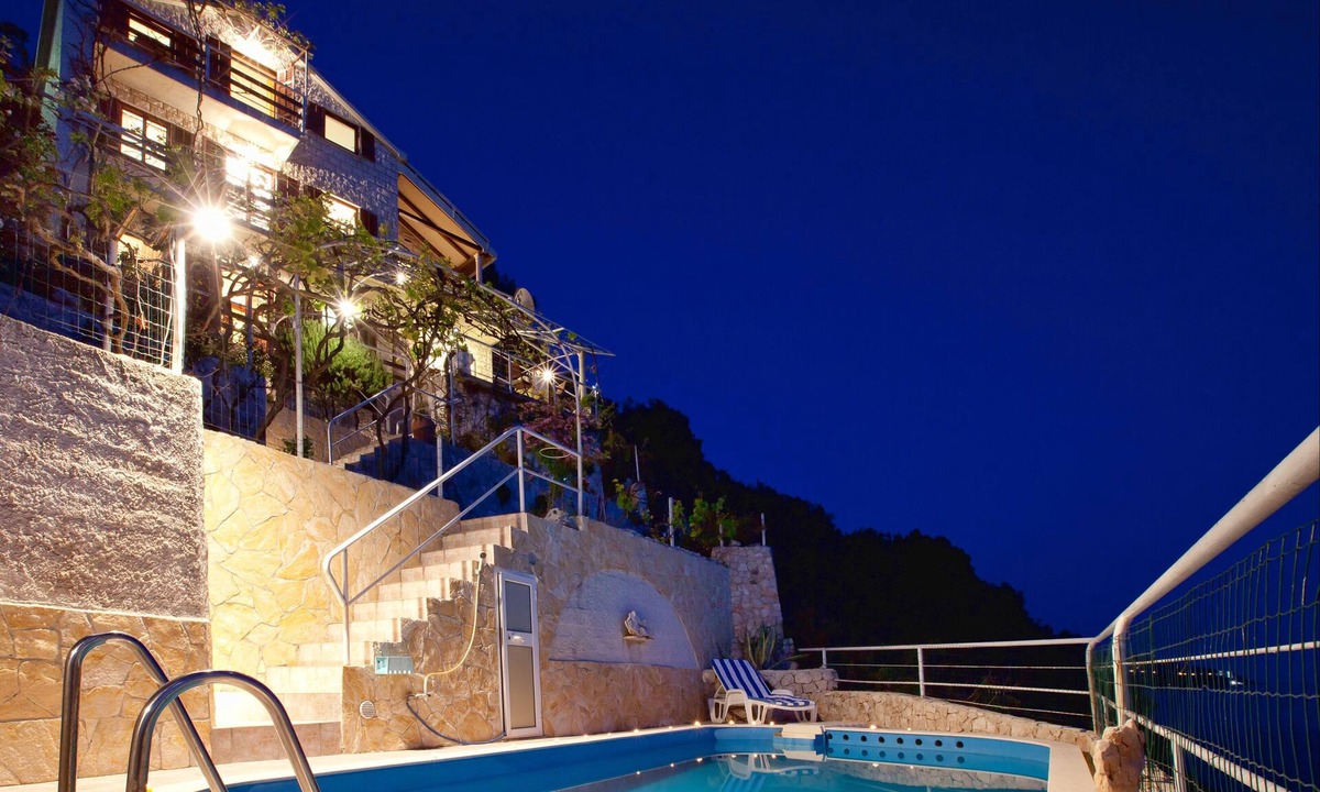 Stikovica Villa | Uniquely Located Seafront Villa - Private Beach & Large Pool, Near Dubrovnik