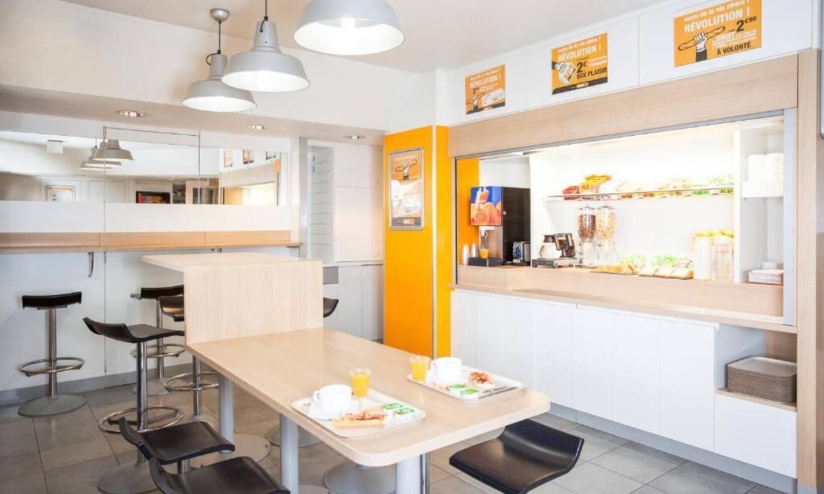 Bollene Hotel | Unisotel Bollene EX Formule 1