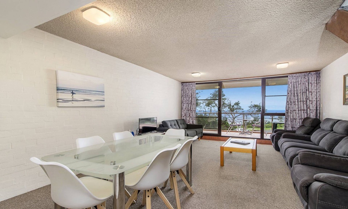 Flynns Beach Apartment | Unit 60 Beachpark Apartments