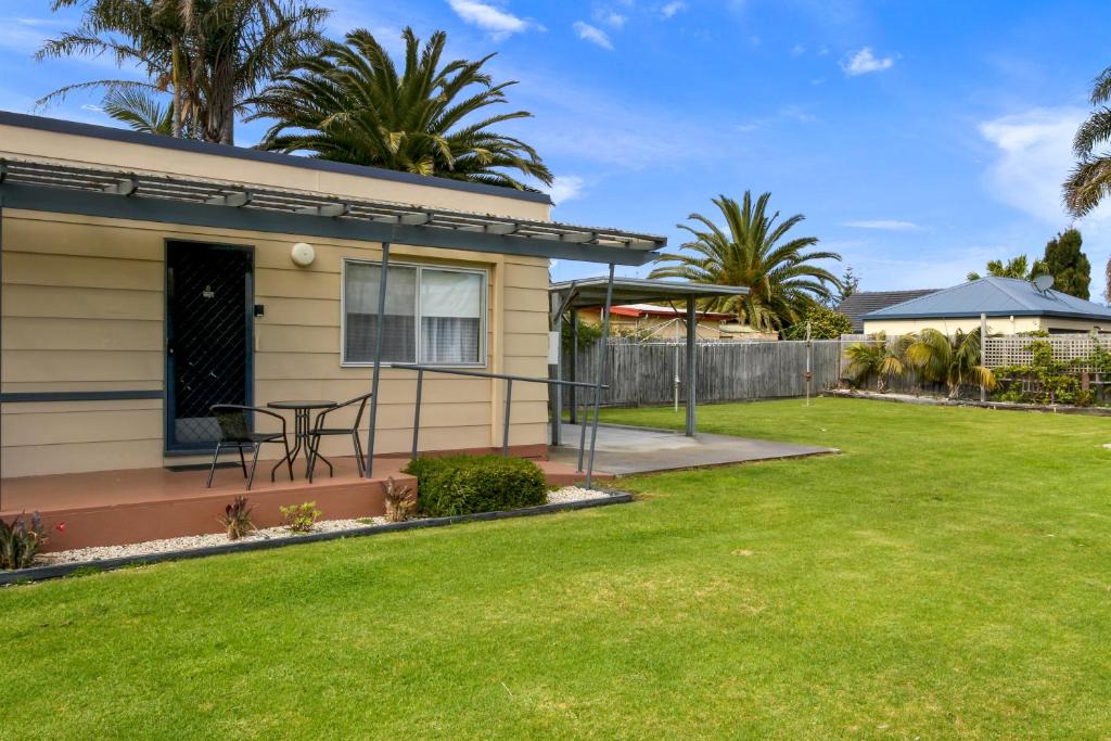 Lakes Entrance House | Unit 8 @ Ocean Bridge