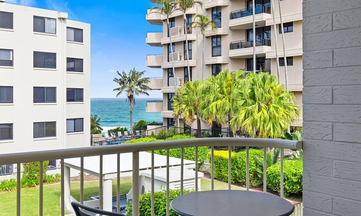 Coolum Beach Apartment | Unit 8 'Surf Dance', Coolum Beach