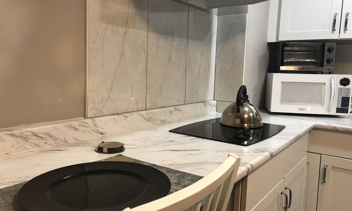 Malton House | Unit A - Cozy Cozy Basement