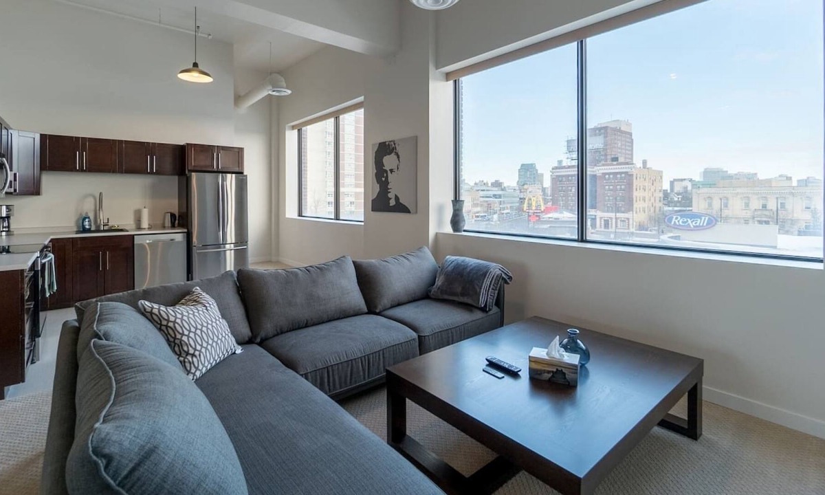 Winnipeg Apartment | UNIT THREE Executive Stay Fully Furnished Spacious Two Bedroom Condo