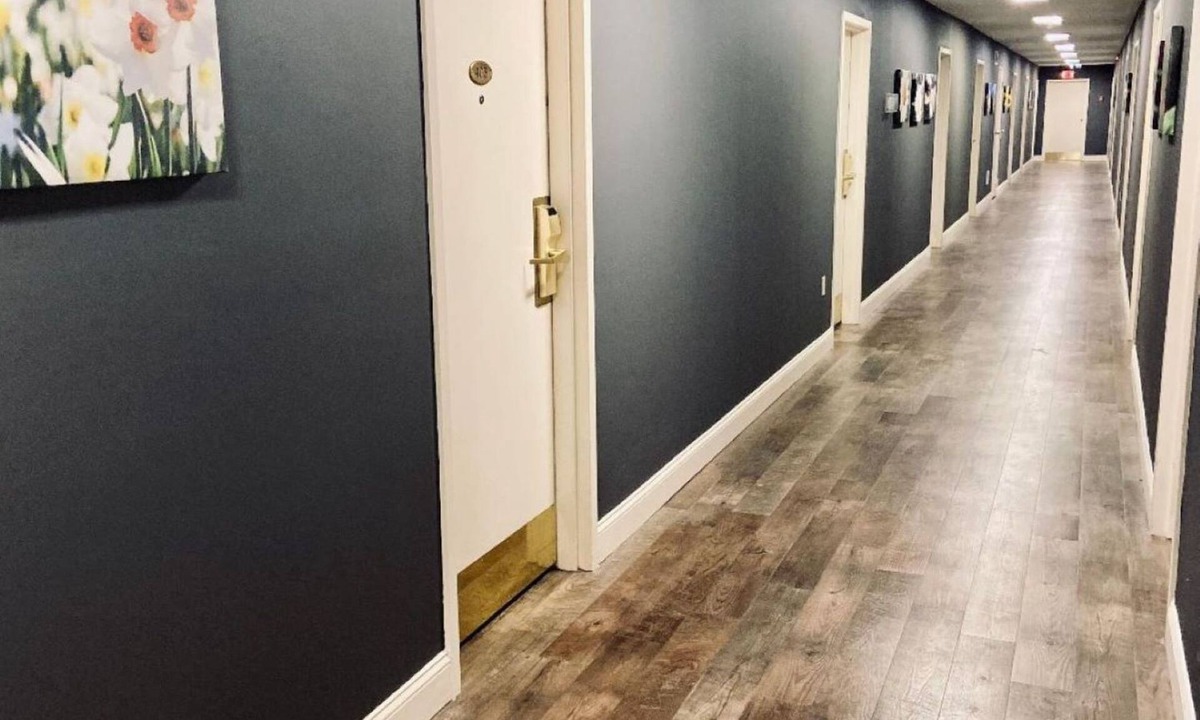 Durham Hotel | University Inn Durham next to Duke University Medical Center