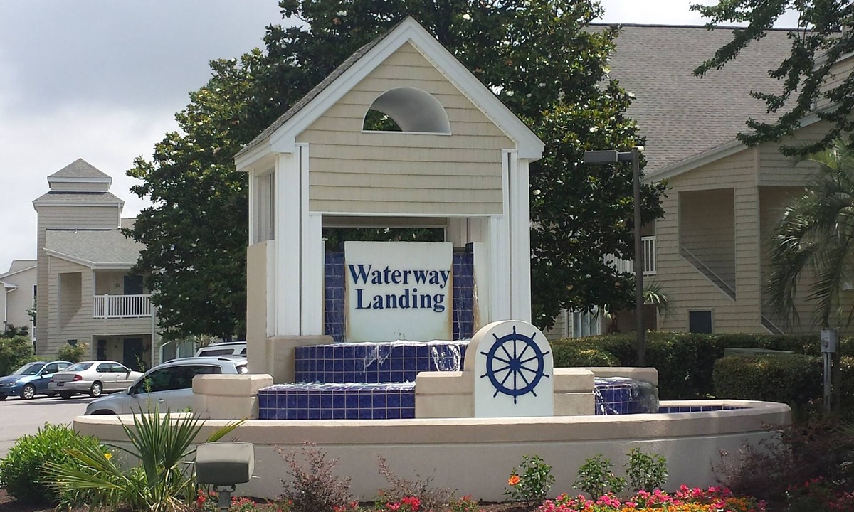 North Myrtle Beach Condo | Unrivaled View of the Intracoastal Waterway in a clean and cozy environment