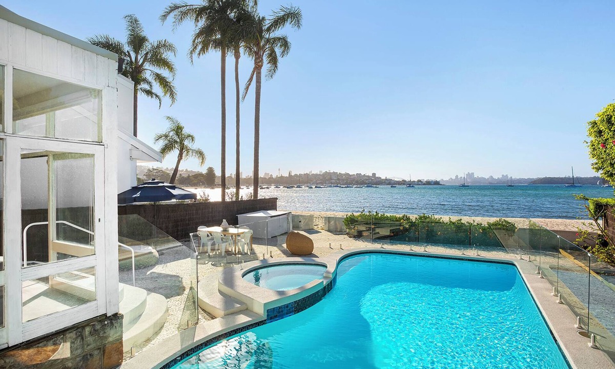 Rose Bay House | Unrivalled Views. Timeless Charm. Rose Bay Beachfront Haven.