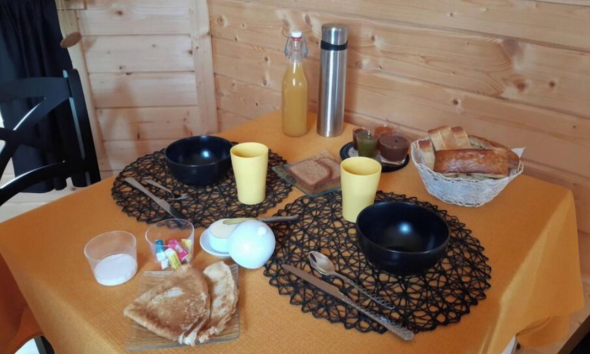 Morville-sur-Andelle Cottage | Unusual accommodation in the Normandy countryside