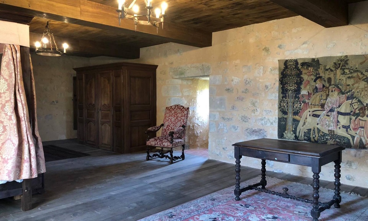 Montreuil-Bonnin Other | Unusual medieval bed and breakfast