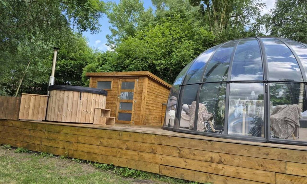 Etreaupont Cabin | Unusual night: Unusual bubble - Swedish bath