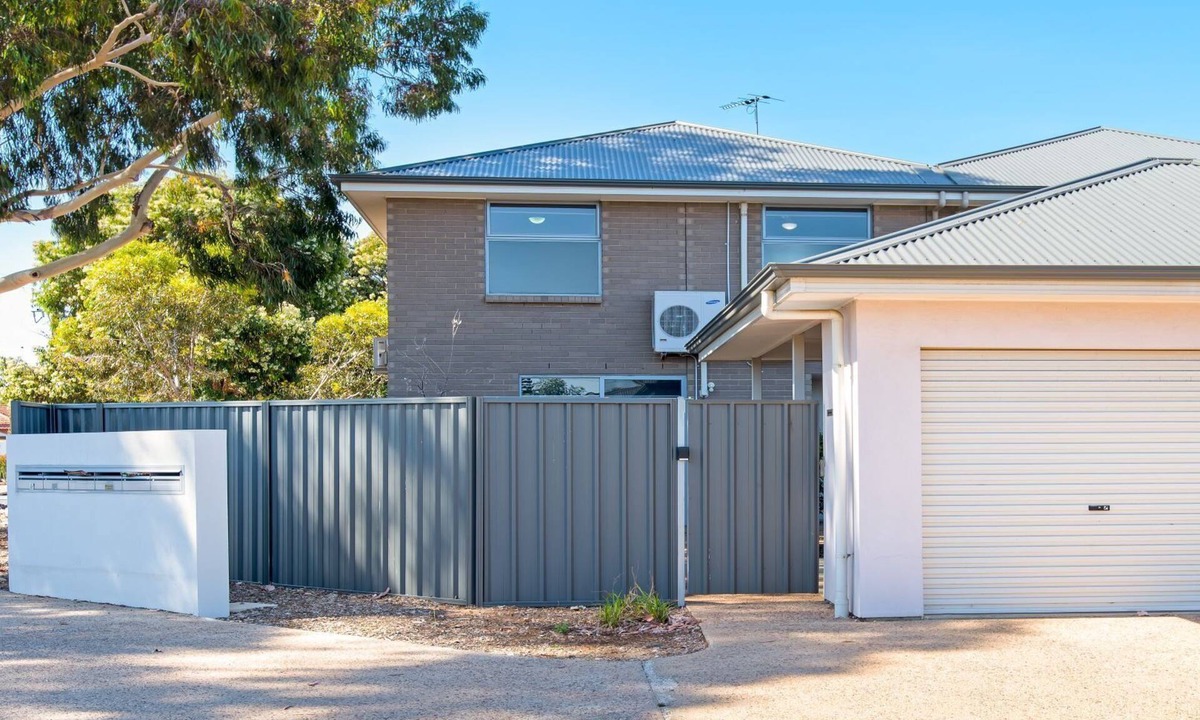 Kilburn House | Unwind @ Adelaide City Condo