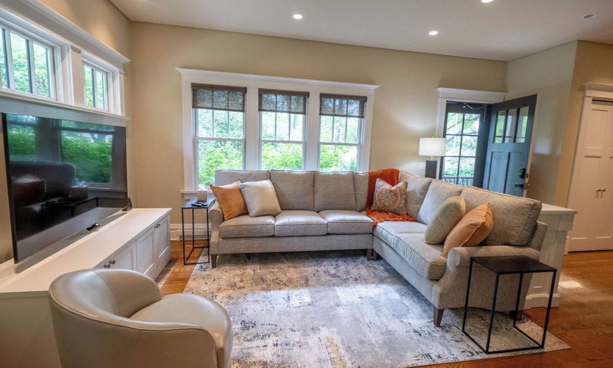 Pella House | Unwind at our private 4BR home near downtown Pella, IA!