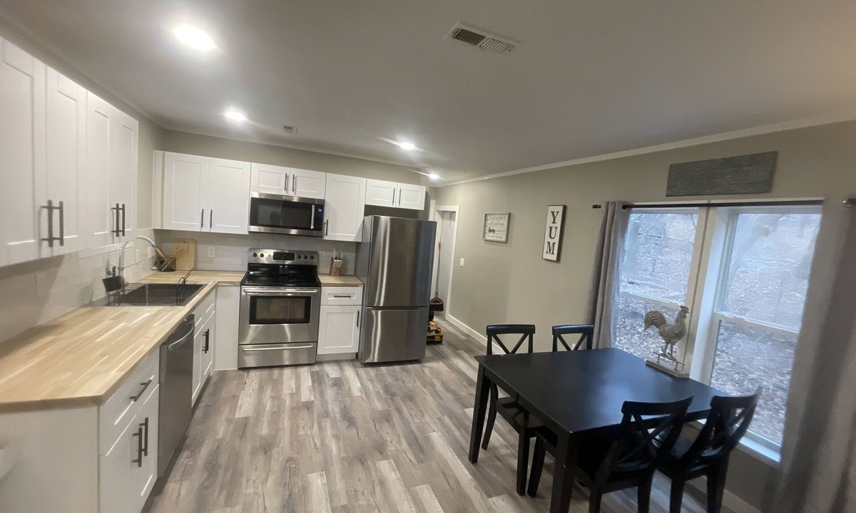 McKinney House | Unwind in our Cozy Farmhouse Nestled in a Serene Country Setting