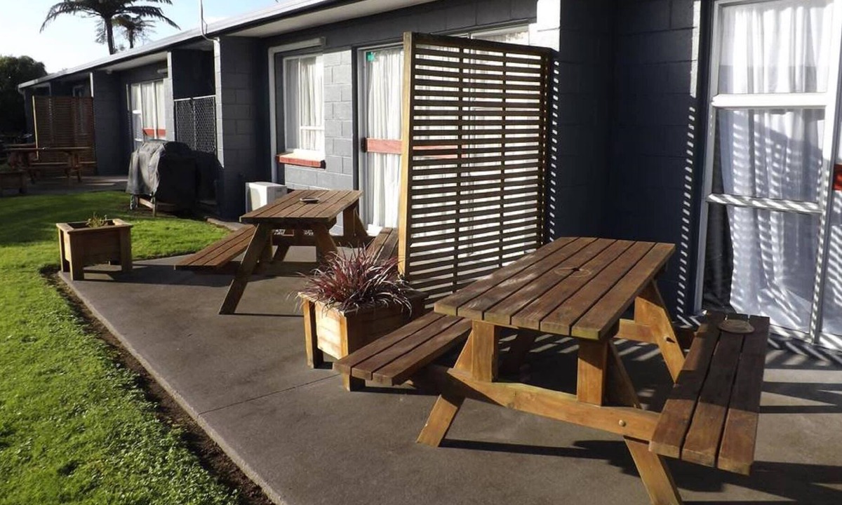 Stratford Apartment | Unwind @ Taranaki Relaxing Eco Suite