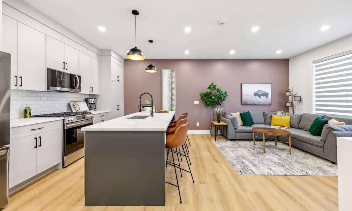 Southwest Calgary House | Up+Down Suites, 2 Kitchens, 3 King Beds, Garage