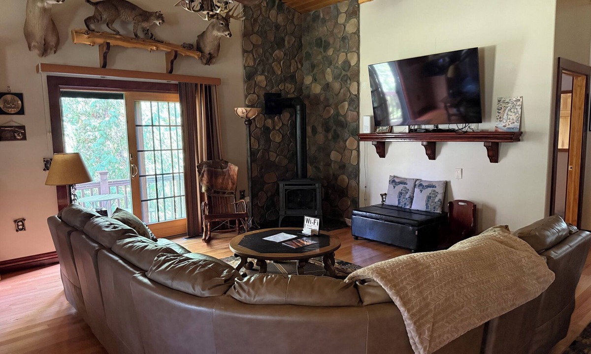 Onaway Apartment | Up North Three Bedroom Man Cave