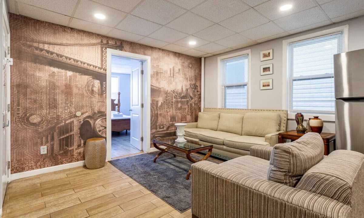 Constable Hook Apartment | Updated 3BR (9 Beds) | Walk to NYC Transit