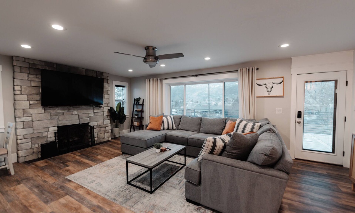 South Ogden House | Updated 4/3-bedroom 2-Bath house in welcoming South Ogden
