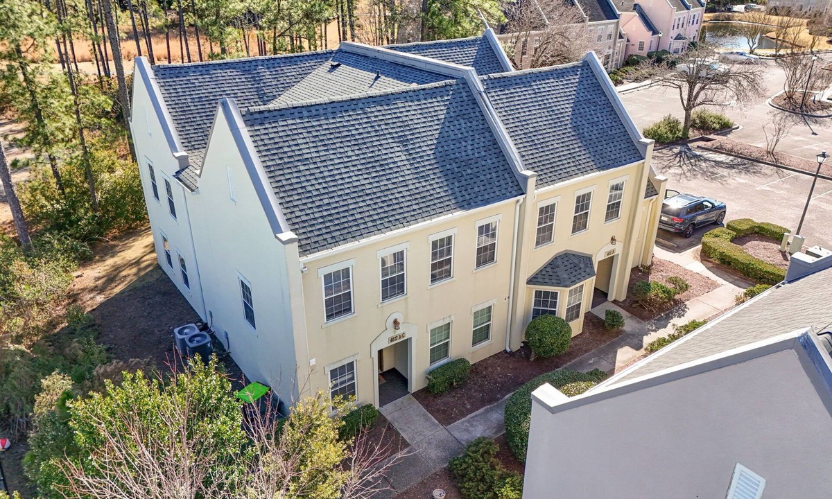 Red Hill Condo | Updated Condo in Legends Resort