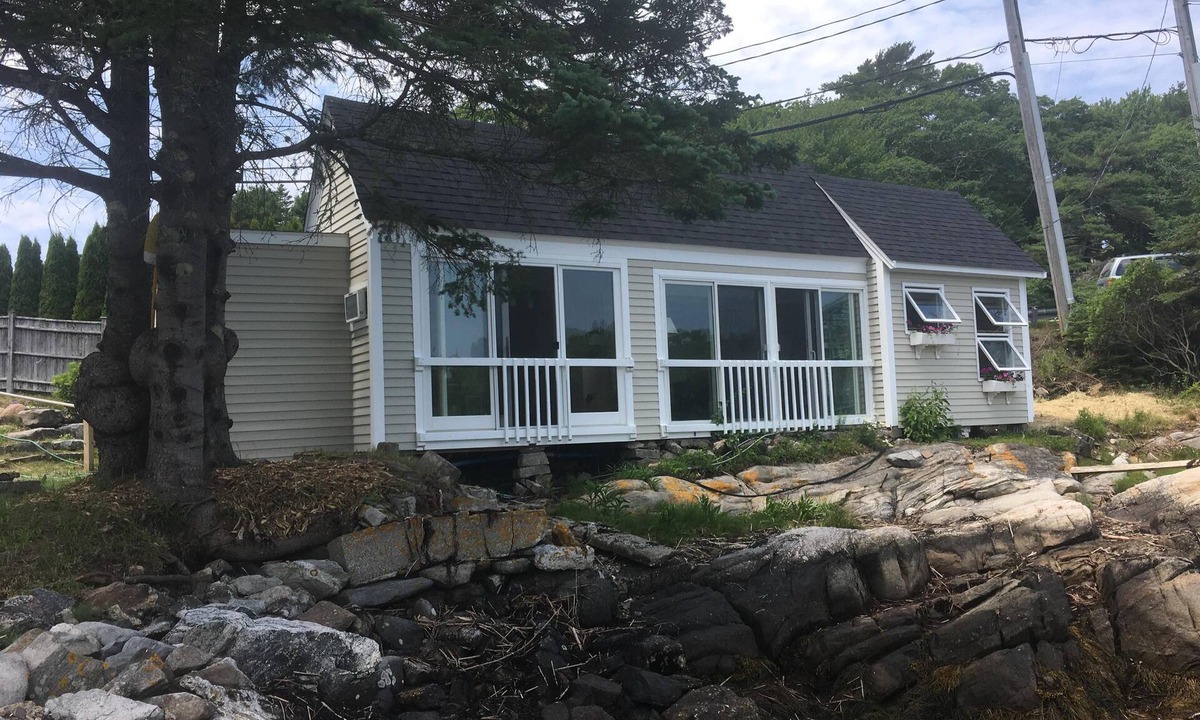 West Boothbay Harbor House | Updated Cottage on Water’s Edge with Deepwater Boat Dock!