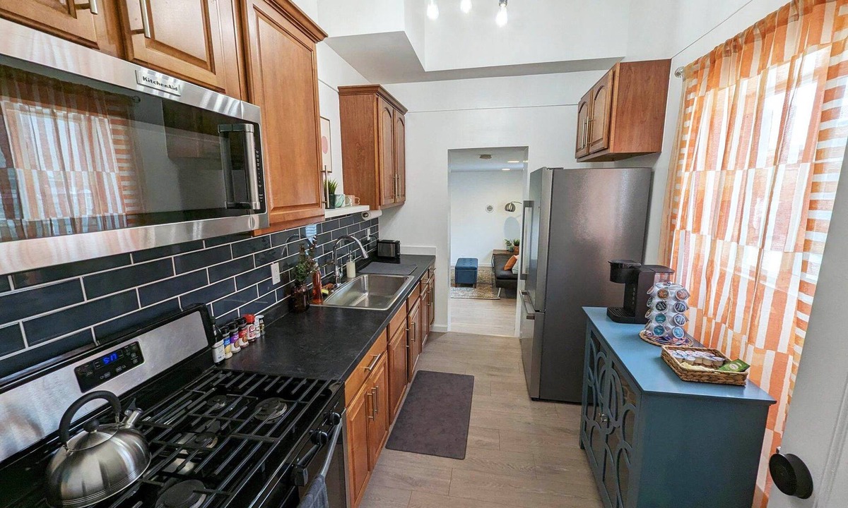 Delaware Apartment | Updated Downtown Apartment in Delaware, Ohio