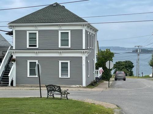 Eastport Apartment | Updated Historic Water St 2 Bdr, 2 Bath apartment.