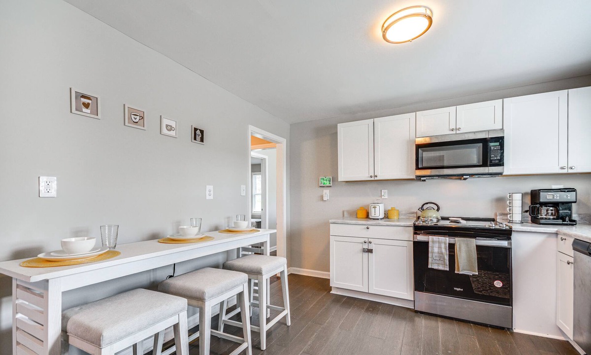 Jamestown House | Updated Jamestown Home - 5 Mi to HPU!