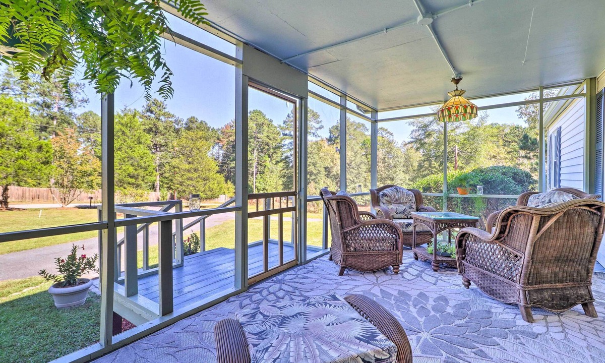 Hardwick House | Updated Lake Sinclair Home w/Dock Access!