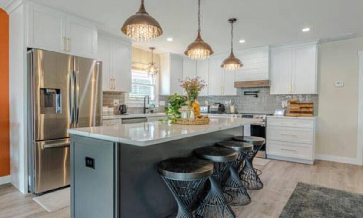 Barnett House | Updated Lakefront Home with Private Dock.