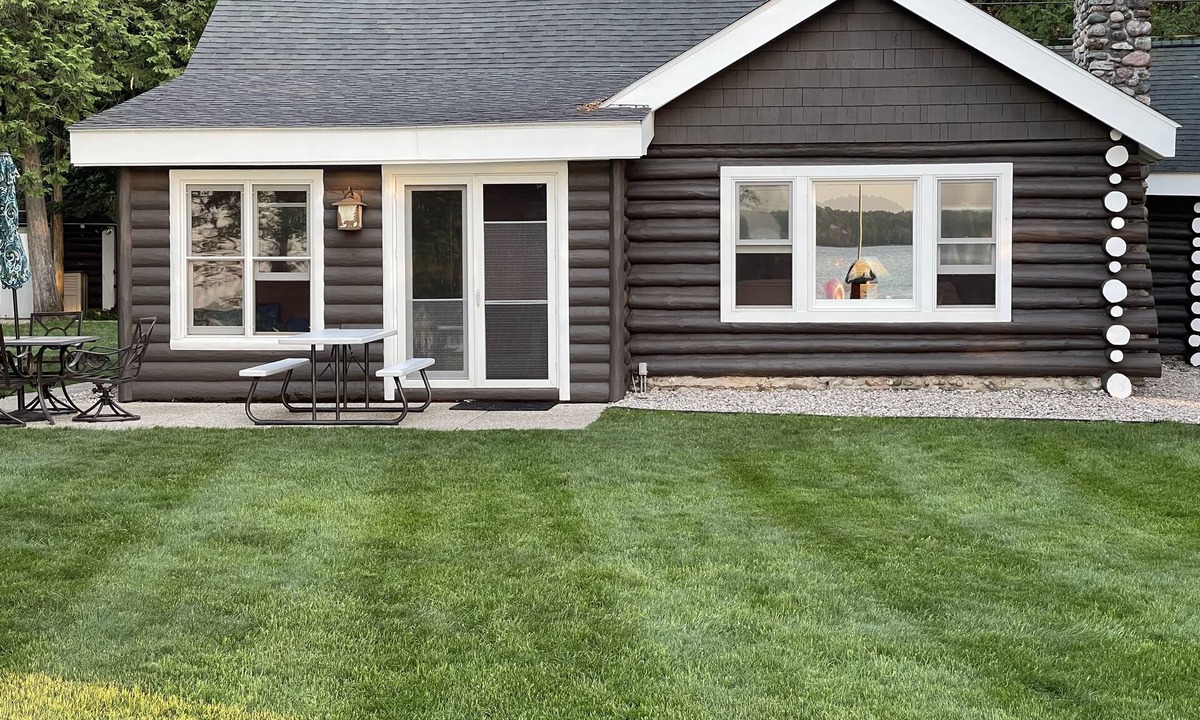 Petoskey Cabin | Updated Log Cabin on Pickerel Lake
