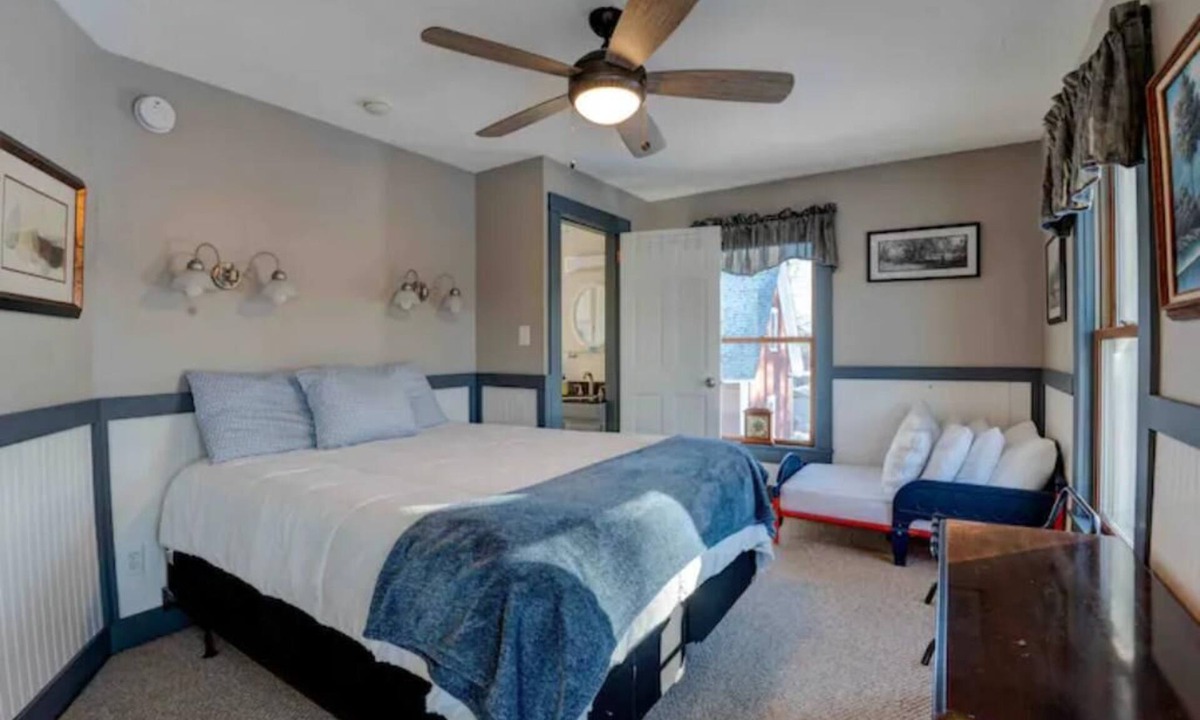 Lochmere House | Updated Victorian overlooking Winnisquam Lake