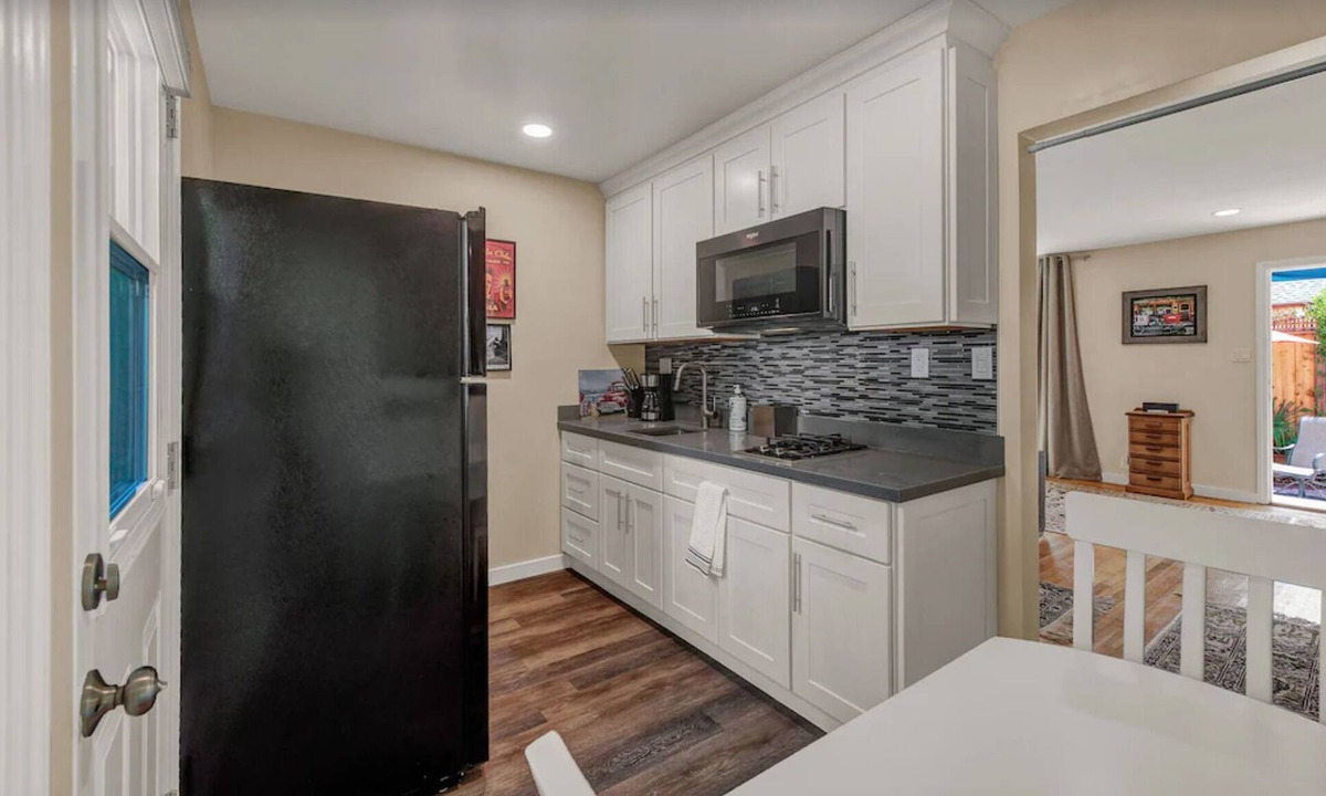 Santa Rosa Apartment | Upgraded Vintage Studio near downtown SR