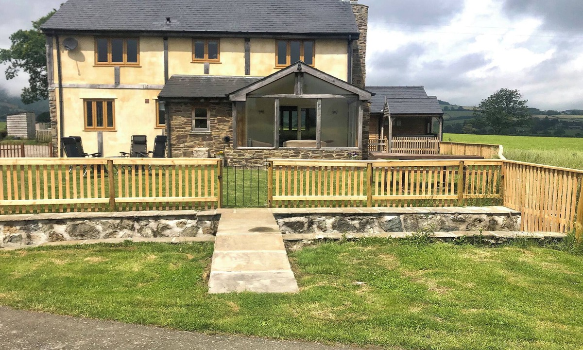 Kington Cottage | Upper Close - UK10873