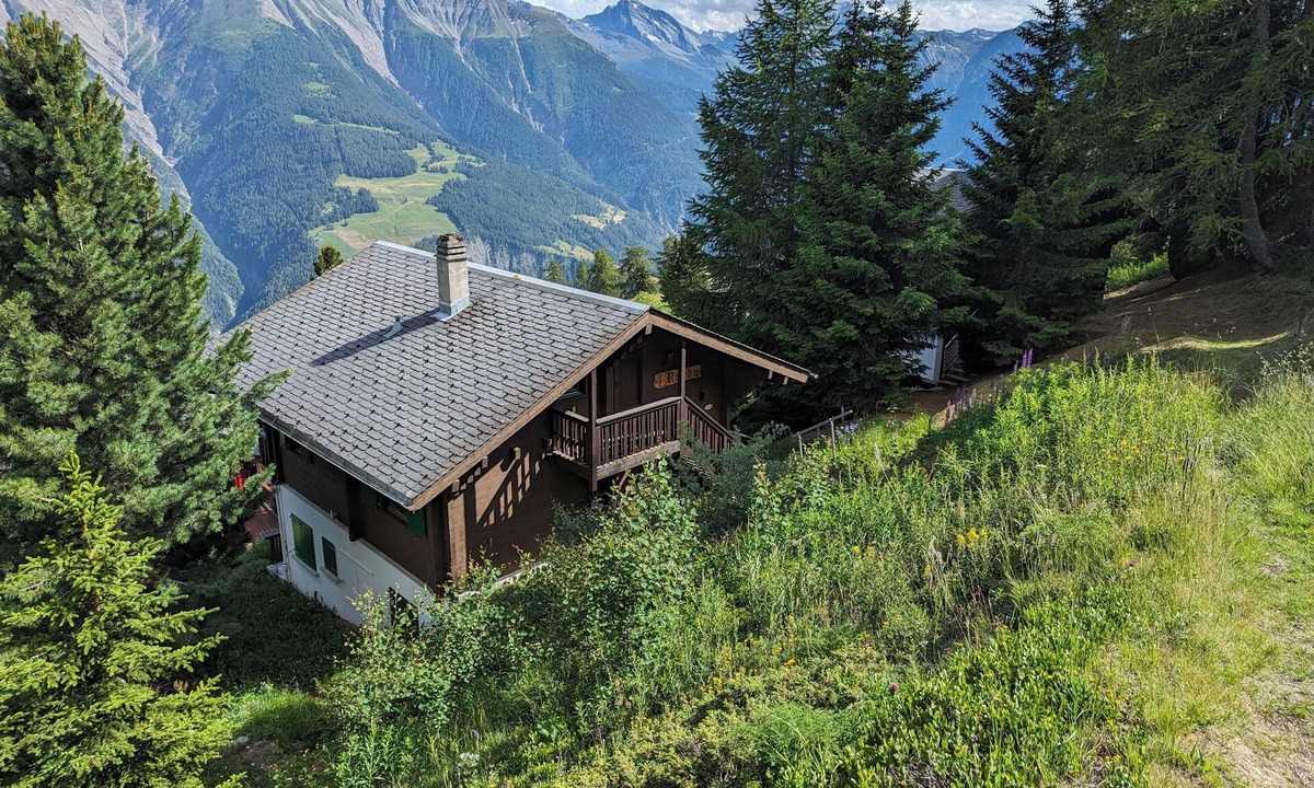 Riederalp Ski Chalet | Upper floor of cozy chalet with big balcony & stunning views