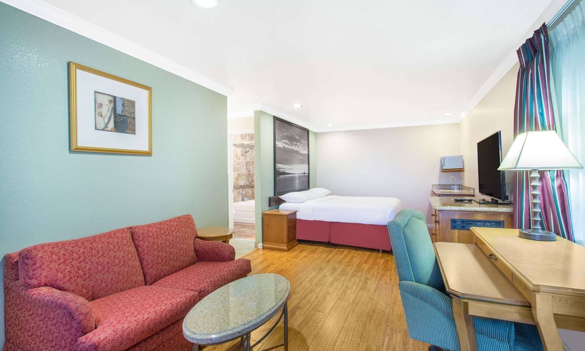 Upper Lake Hotel | Upper Lake Inn and Suites