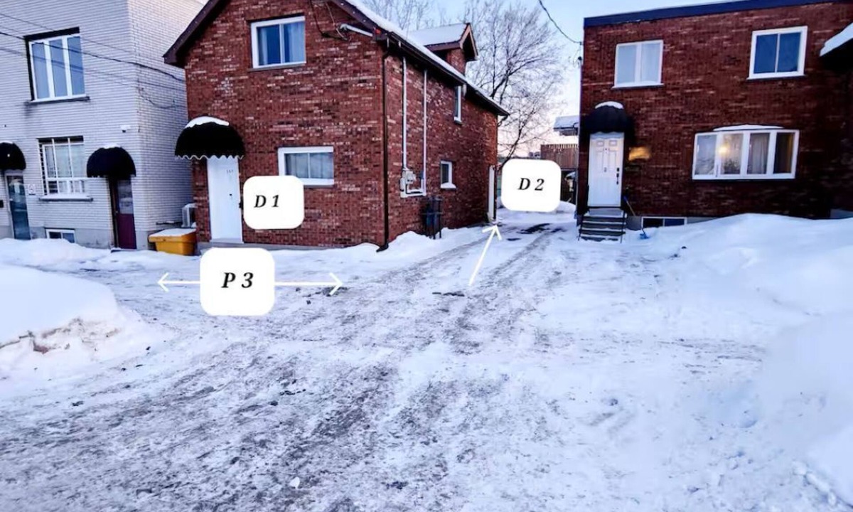 Sudbury Apartment | Upper level Central 1 Bedroom apt w/self check in