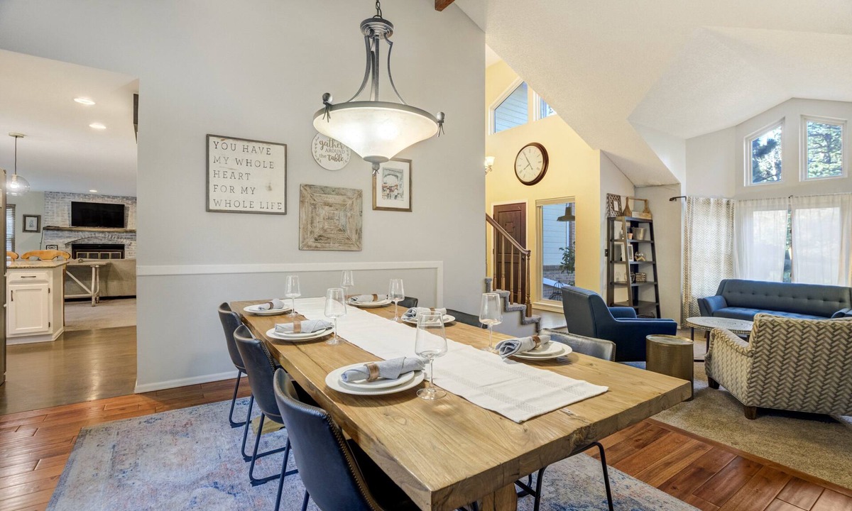 Northwest Colorado Springs House | Upper Level | Mountain-View Retreat
