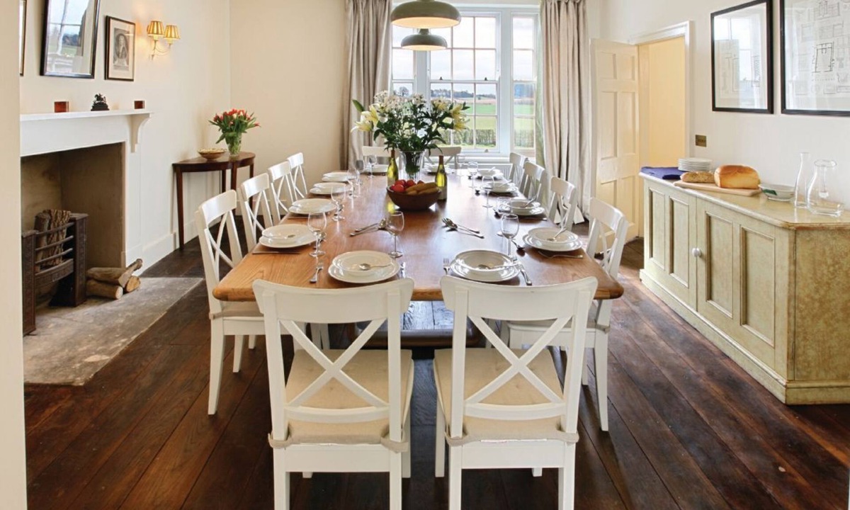 Titley Cottage | Upper Mowley - a spacious farmhouse sleeping sixteen guests