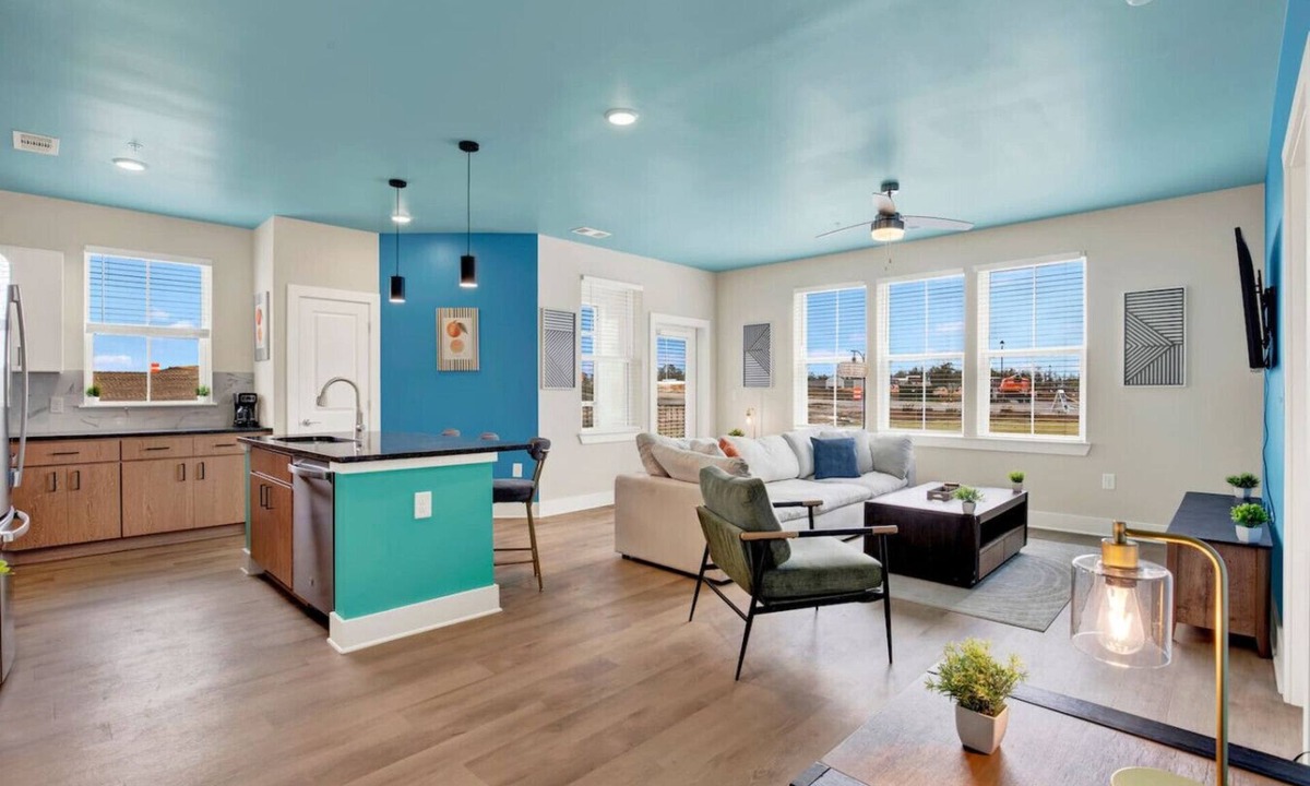 Pooler Apartment | Upscale 2BR Getaway | Minutes to Savannah