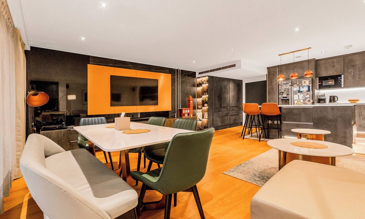 Sands End Apartment | Upscale 3BR Apt w balcony, 3min railway station