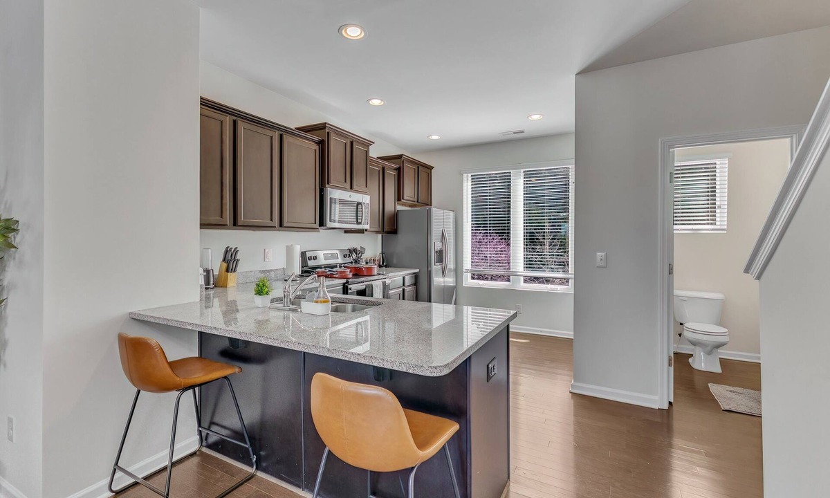 Southwest Raleigh House | Upscale 3BR TownhouseMins to Downtown